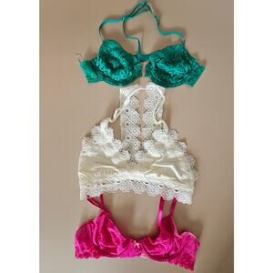 EUC aerie & Free People Intimately Lace Eyelet Bras and Bralette S 32B 32A
